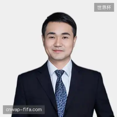 杨凡